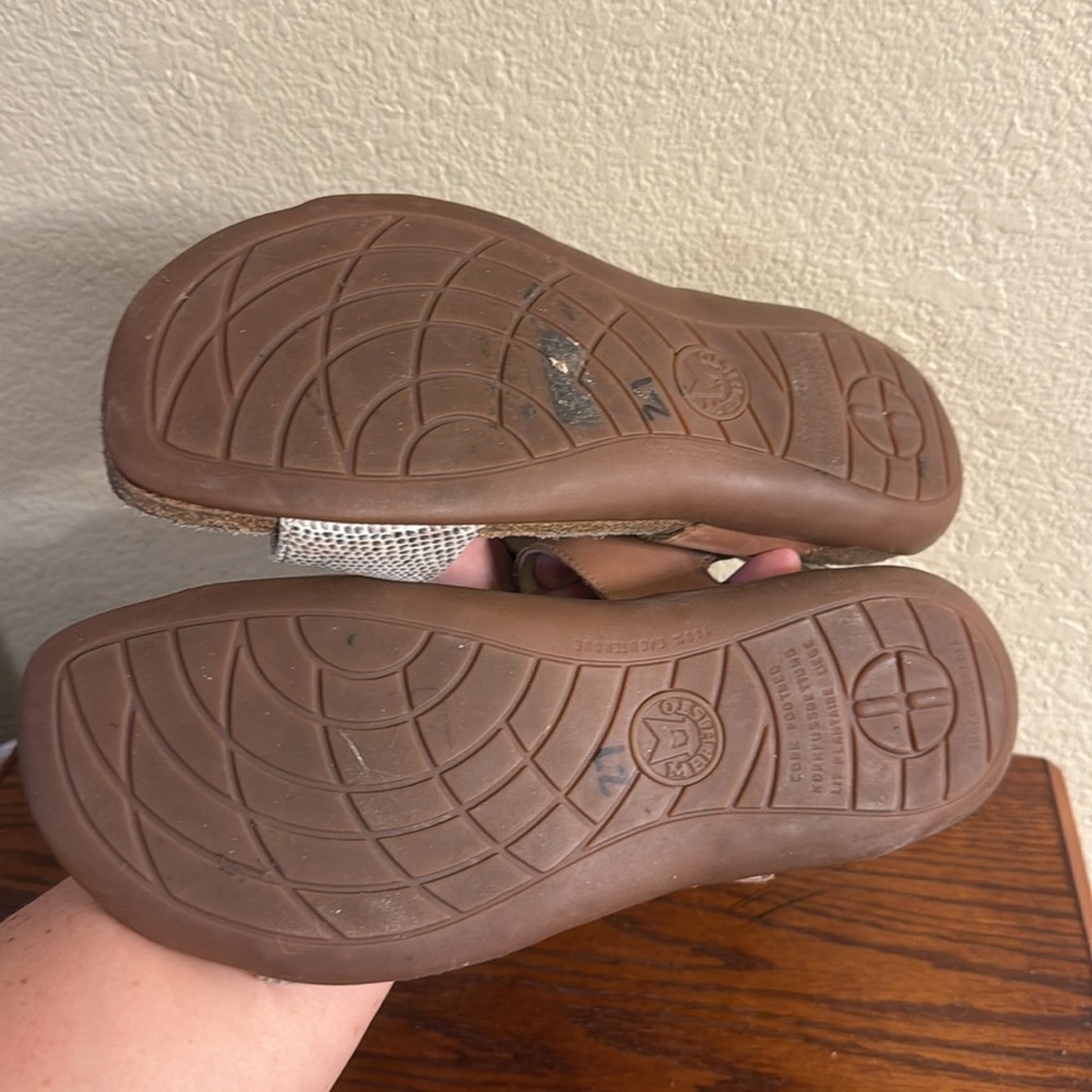 Mephisto Brown and Cream Sandals 40 - Picture 10 of 10